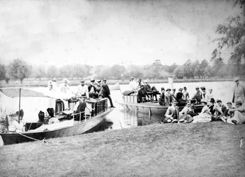 Viktorianischer Flussdampfer-Ausflug, um 1890